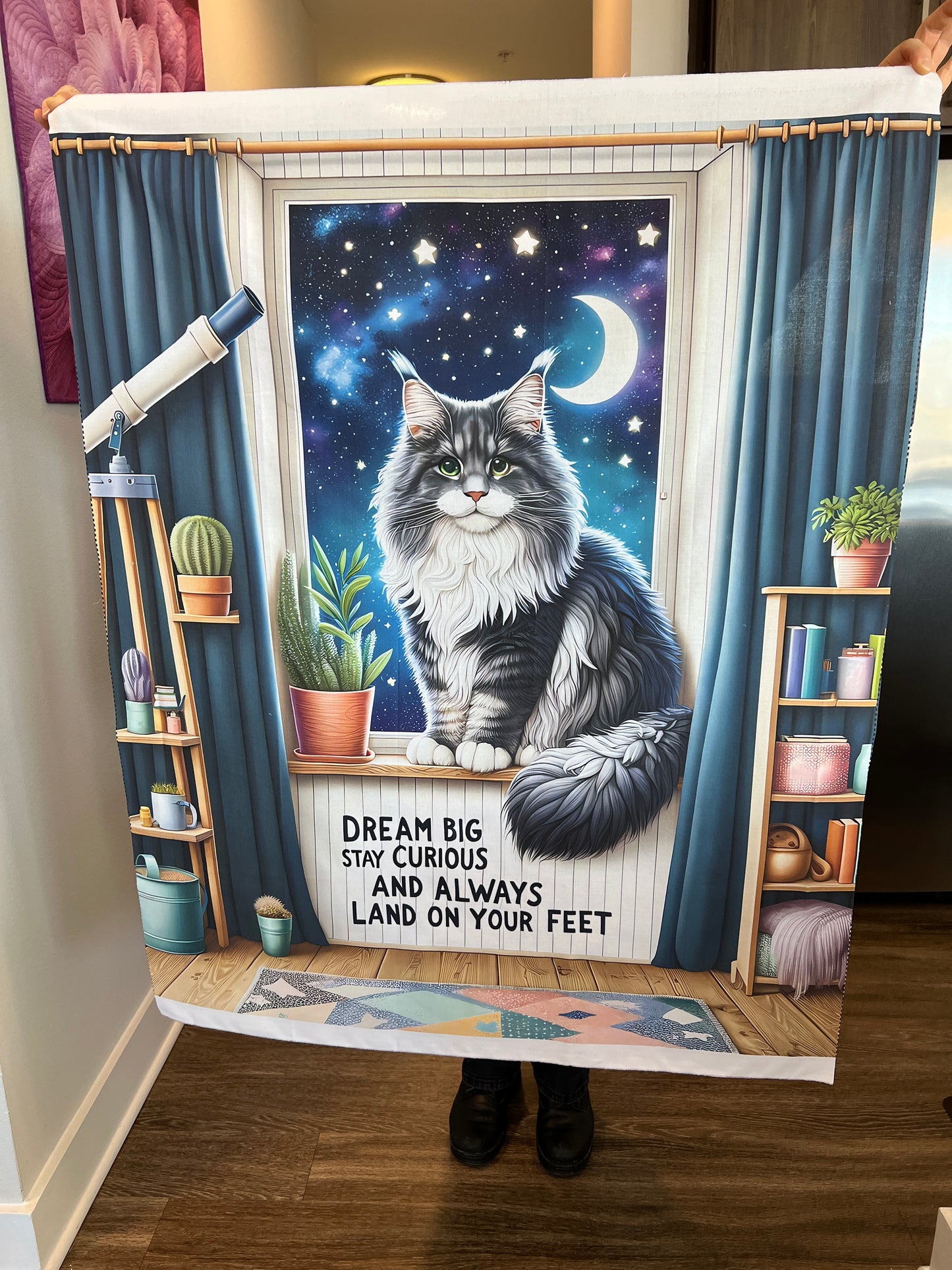 Dream Big Cat Quilt Panel – Maine Coon's Delightful Fabric Panel with Pattern