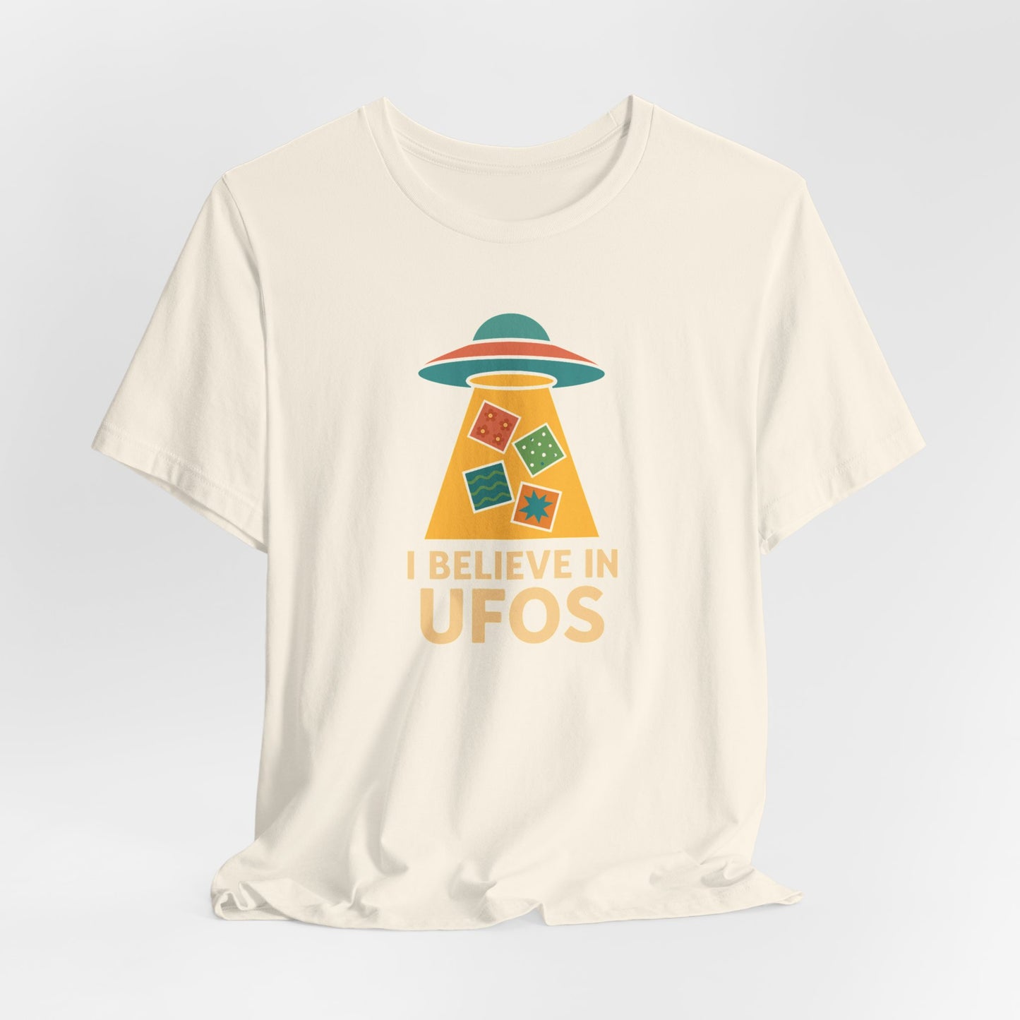 I Believe in UFOs – Funny Quilting T-Shirt for UFO-Obsessed Quilters